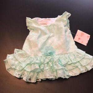 Mia & Mimi set 0-3 mo, never worn with tags